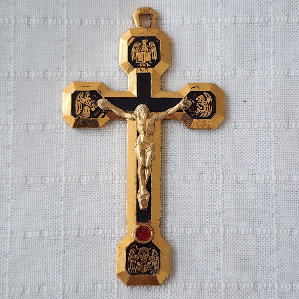 Vintage Italy Via Crucis Stations of the Cross Crucifix Pendant Gold Tone Black